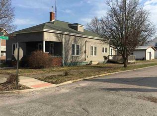 709 E Vincennes St, Linton, IN 47441