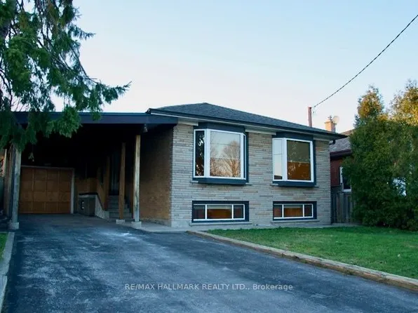 162 Combe Ave, Toronto, ON M3H 4K3