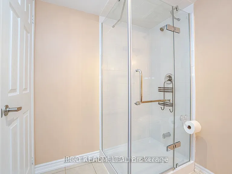 3914 Stardust Dr — Photo 4
