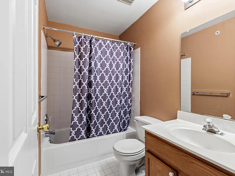 80 Chadwick Cir — Photo 32