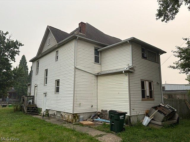 Listing photo 3