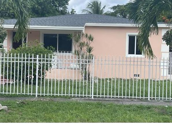 525 NW 132nd St #A