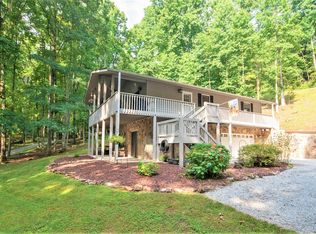 230 Garden Flats Rd, Franklin, NC 28734