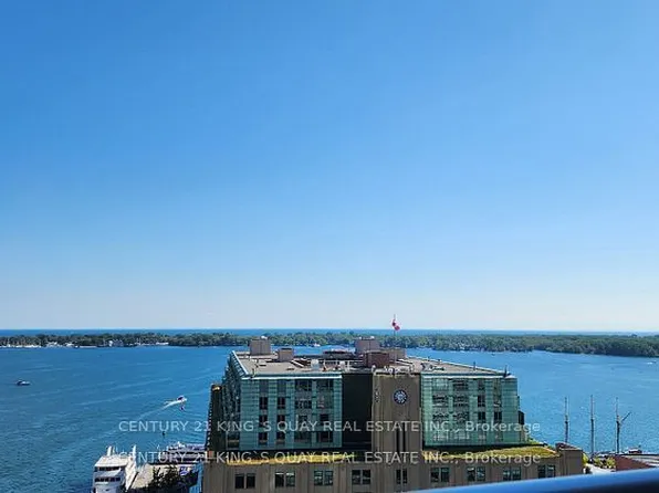 8 York St #1907, Toronto, ON M5J 2Y2