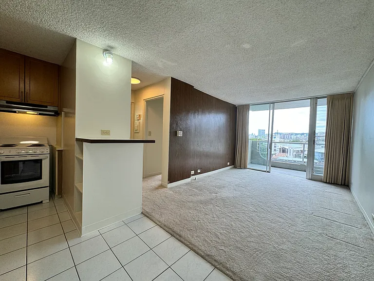 2637 Kuilei St #A64 — Photo 6