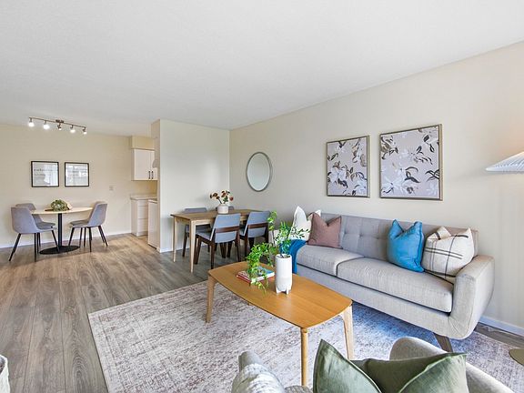 2nd image of 230 Mowat St #108