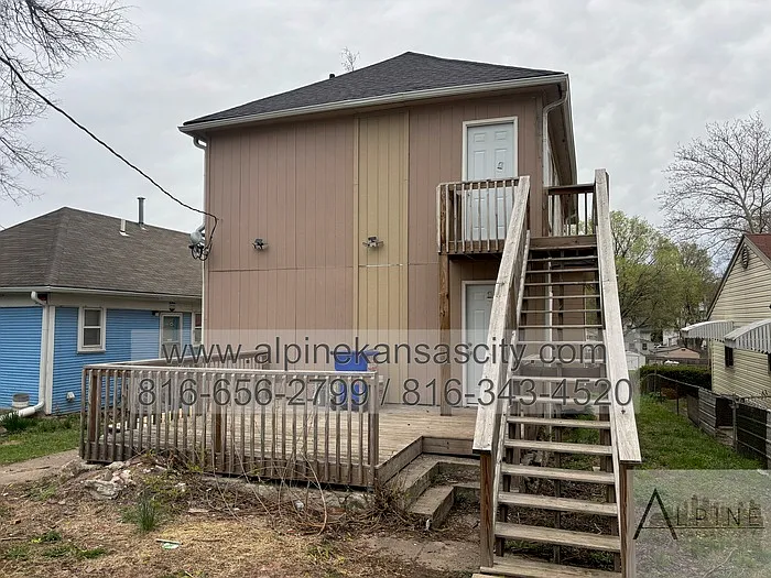 310 Lawndale Ave #1 — Photo 8