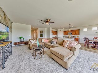 10306 McCloud River Ave, Bakersfield, CA 93311