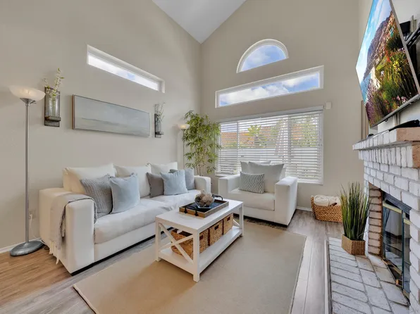 632 Paseo Rio, Vista, CA 92081