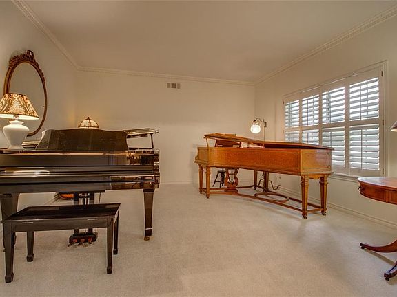 5th image of 6224 Emeraldwood Pl