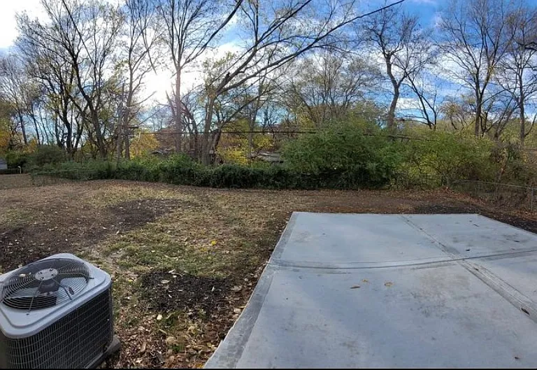 7668 Norwood St — Photo 3