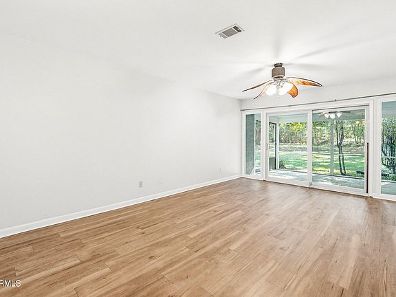 4th image of 3 Marsh Harbor Drive #A