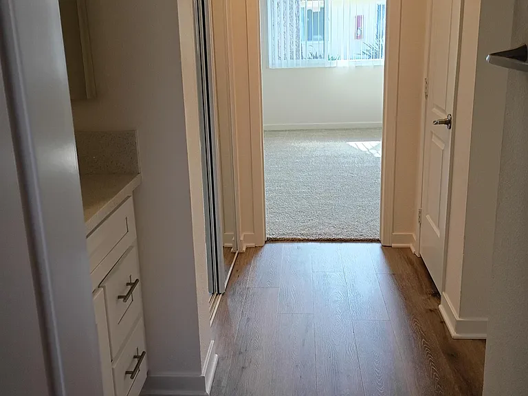 Huntington Garden Apartments — Photo 77