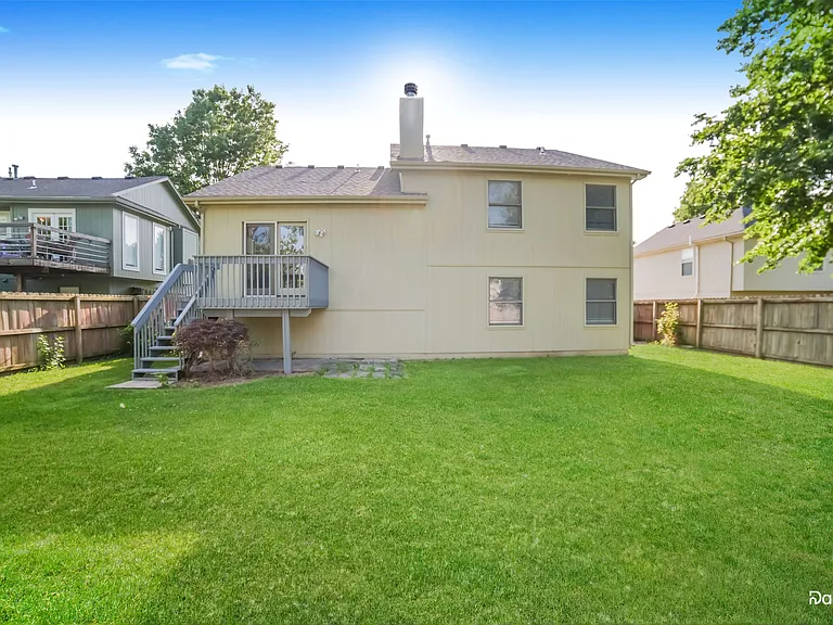 805 SW Harvest Dr — Photo 14