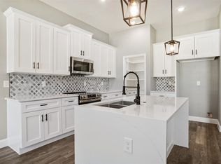 4913 Wichita St, Granbury, TX 76048