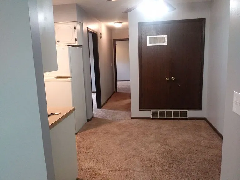 6333 N Wyandotte St — Photo 2