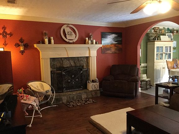 4th image of this home