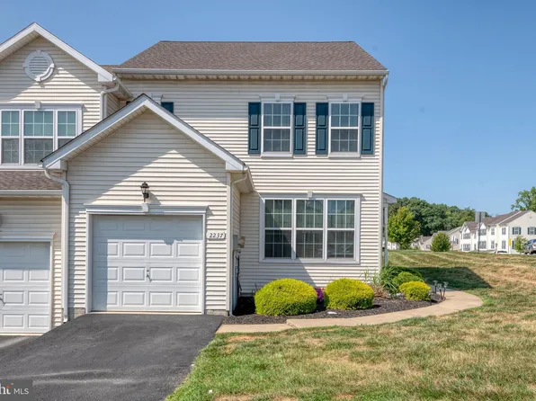 2237 Live Oak Ln #2237, York, PA 17406