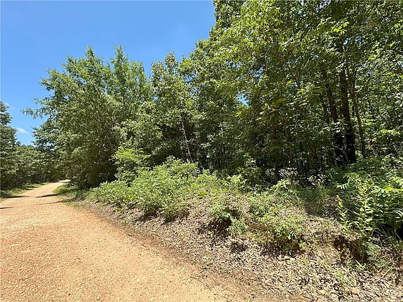 4th image of Highlands Blvd