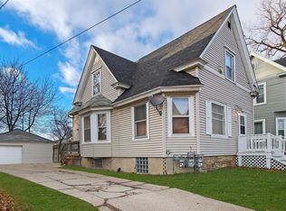 5914 19th Ave, Kenosha, WI 53140