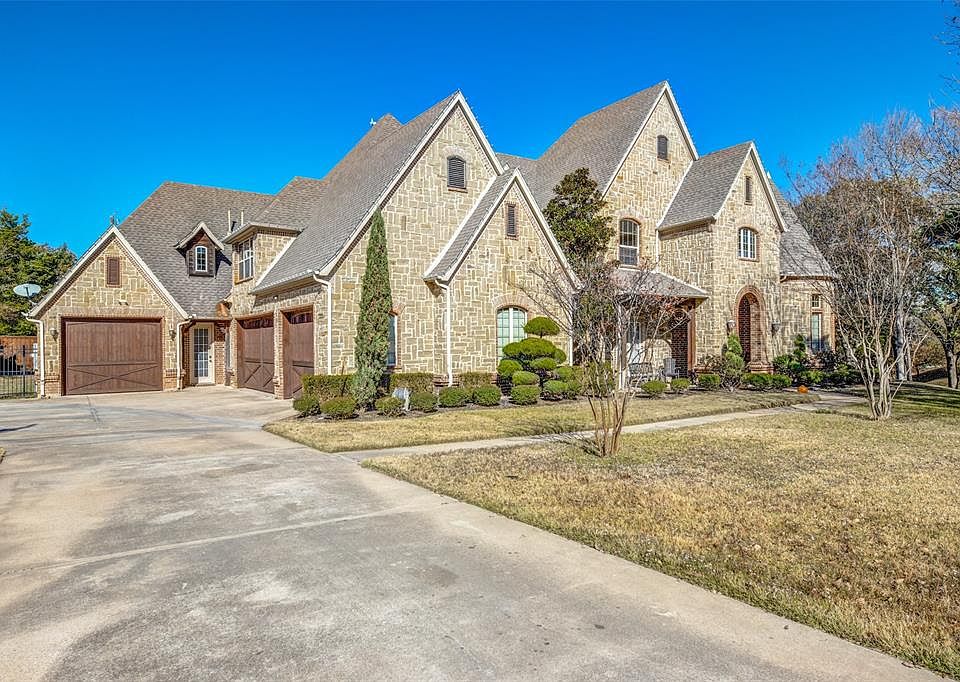 1st image of 6031 Shady Oaks Ln