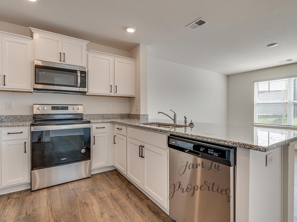 1st image of 712 Theobald Way #712