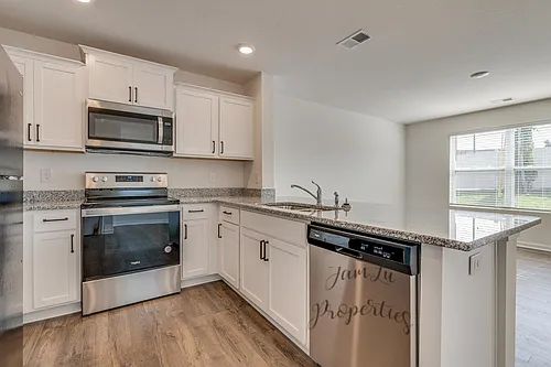 712 Theobald Way #712 Photo 1