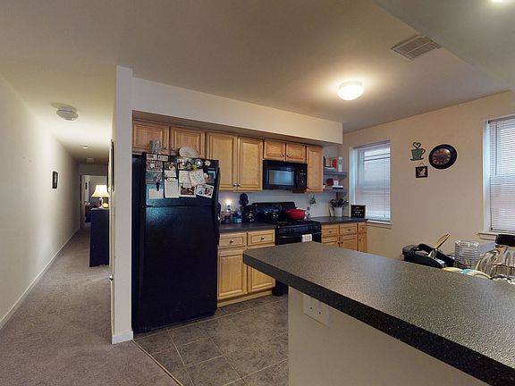 2nd image of 4419-29 Walnut St #29-1