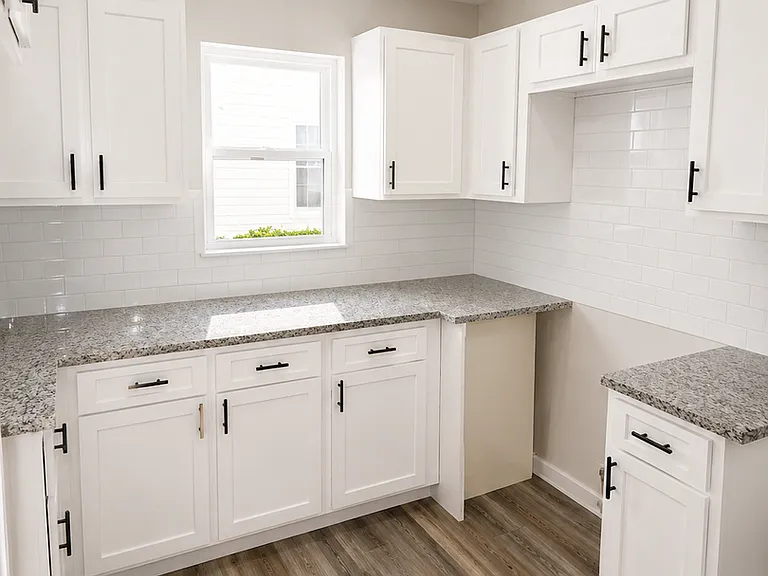 1246 Delno Ave — Photo 2