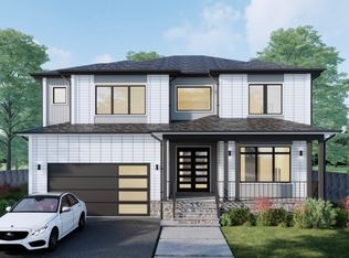 56 Belmont Dr, Livingston, NJ 07039