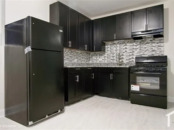 7826 S East End Ave, Chicago, IL