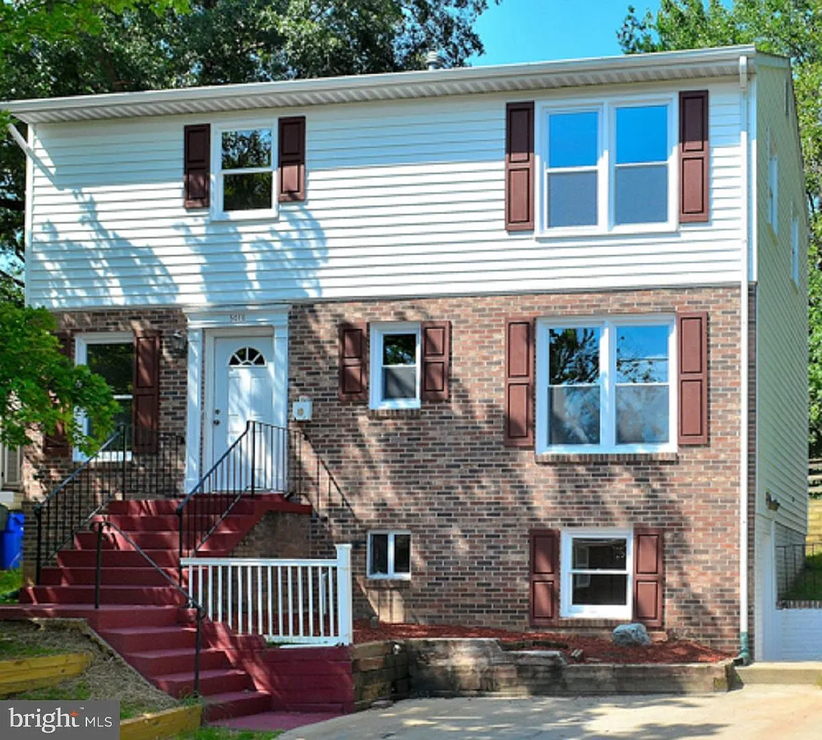 5010 Erie St photo 1