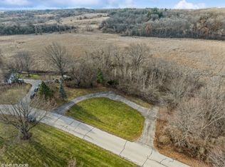 17N890 Mary Ln, Gilberts, IL 60136