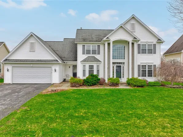 150 Timarron Trl, Rochester, NY 14612