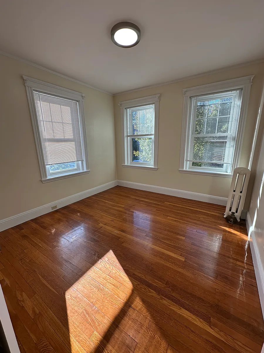 Building Photo - 37R Wendell St #1