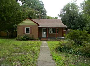 16 Matthew Rd, Newport News, VA 23601