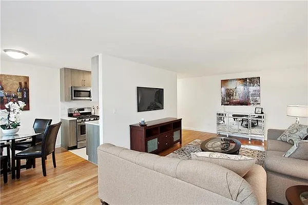 Rented by Goldfarb Properties | media 1