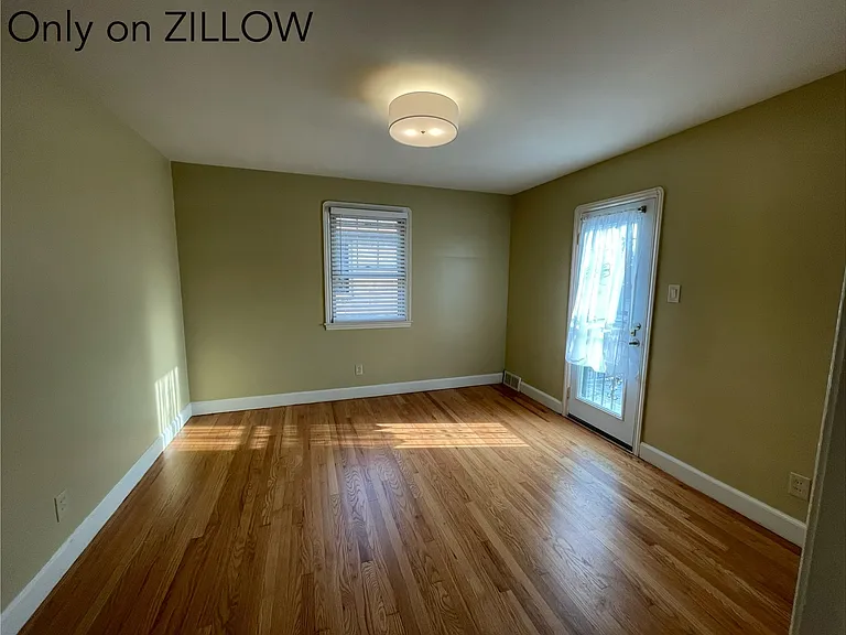 19215 Littlefield St — Photo 23