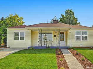 2465 S 121st St, Burien, WA 98168