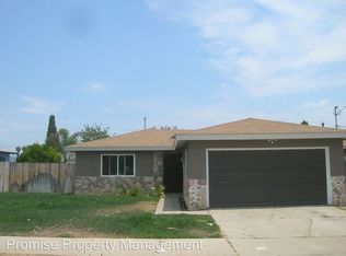 558 Gold Dr, Oceanside, CA 92057