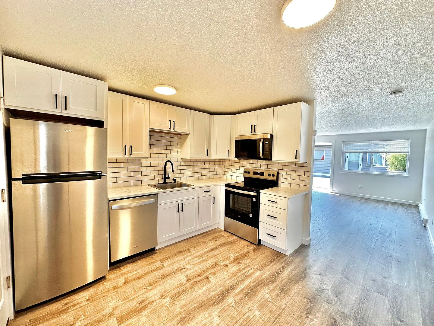 C-Street Apartments — Photo 3
