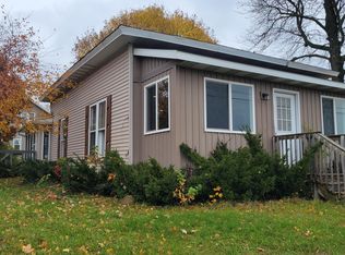 726 N Lafayette St, Greenville, MI 48838