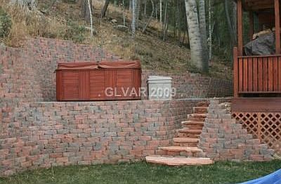 3rd image of 114 Tyrol Way