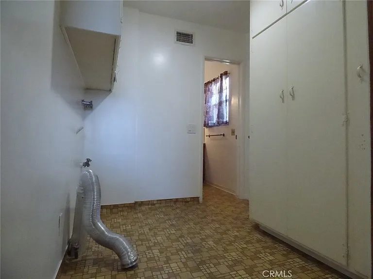 5436 Robinhood Ave — Photo 10