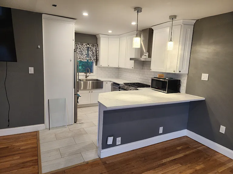 33 Oak St #2 — Photo 12
