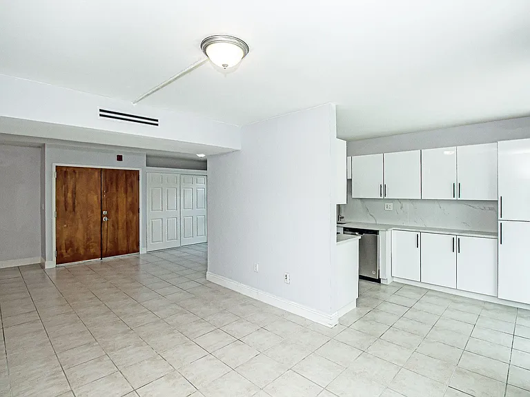 11780 SW 18th St #210-2 — Photo 11