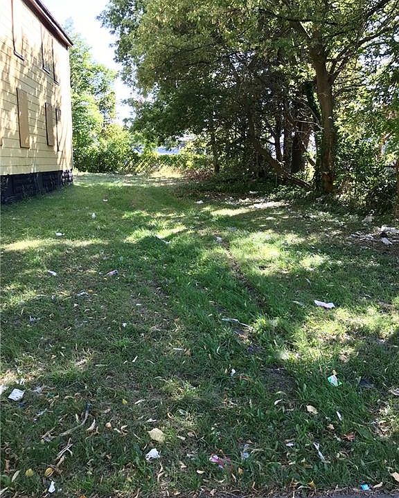 1st image of 179 French St