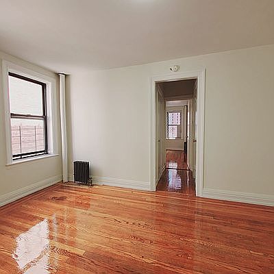 5th image of 1462 Taylor Ave APT 21