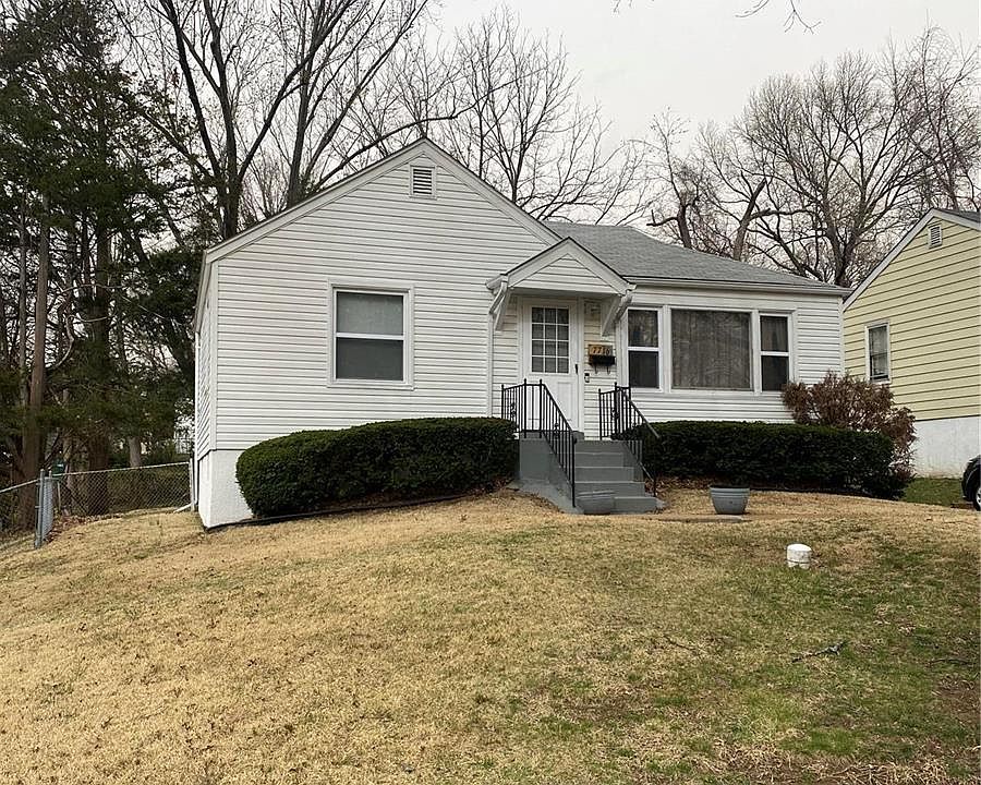 1st image of 7716 Monroe Dr