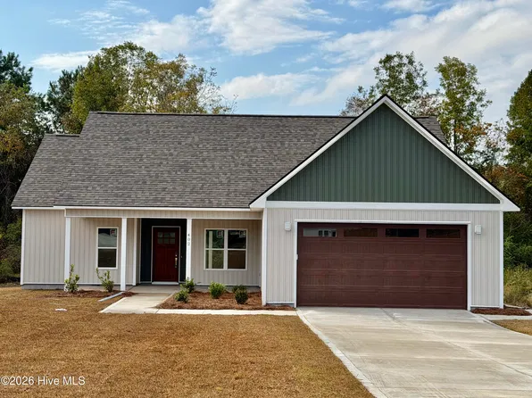 402 Wade Drive, Richlands, NC 28574